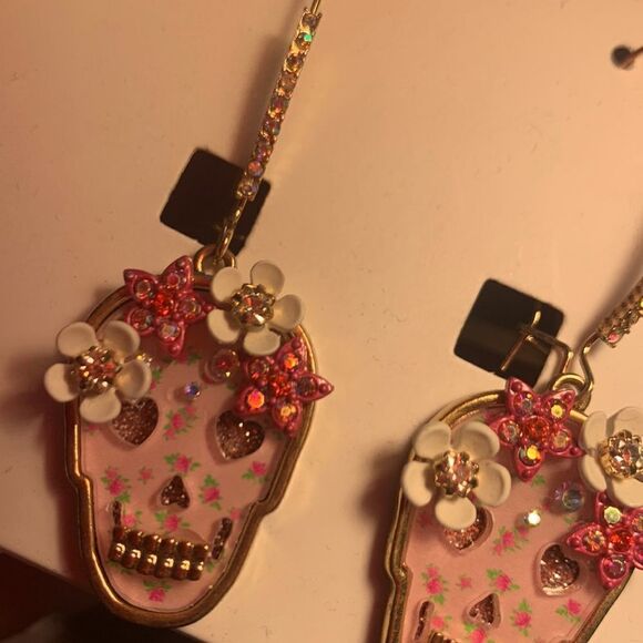 Betsey Johnson Sugar Skull Jeweled Pierced Earrings - Picture 4 of 7